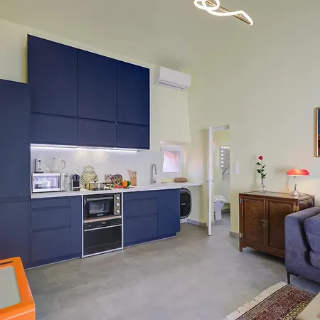 Mara Old Town - Happy Apartment *